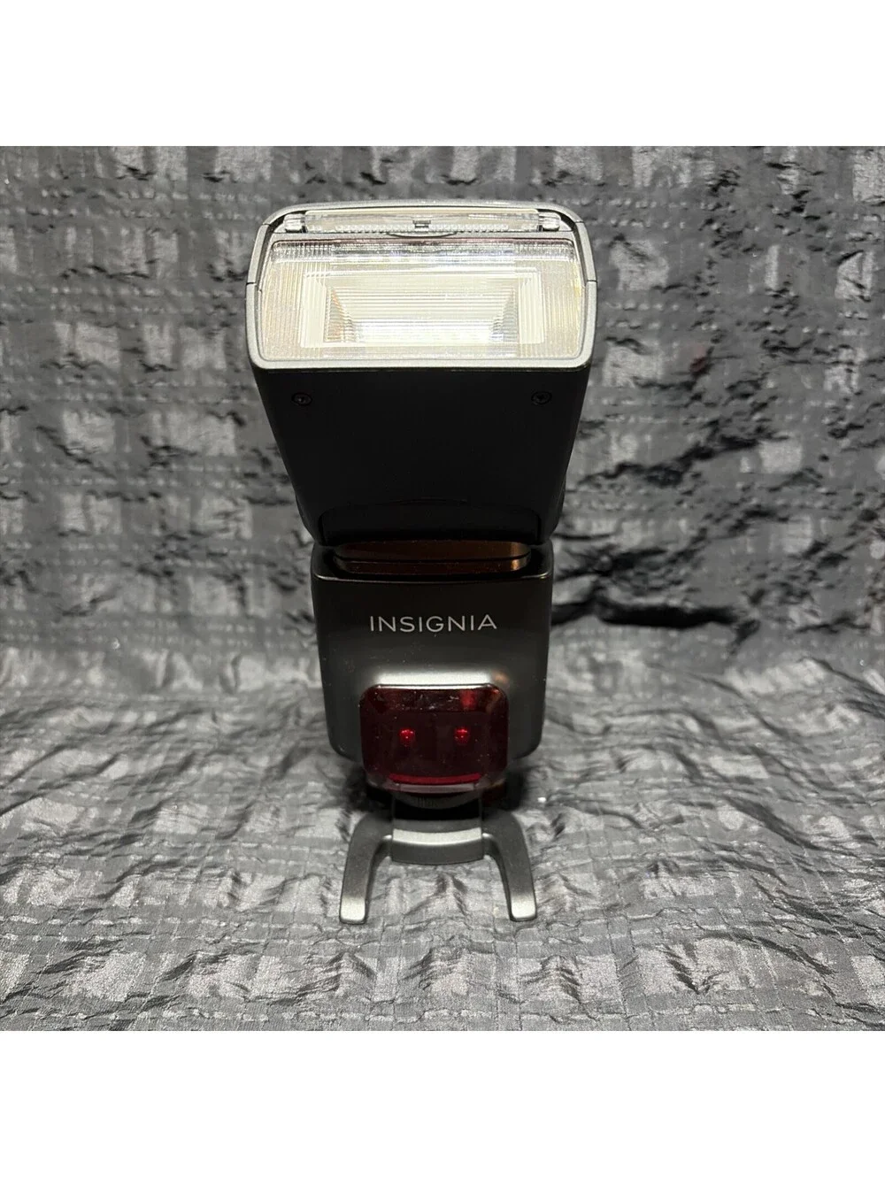 Insignia NS-DXFL2N Full Automatic TTL Operation Flash Built In Wide Angle Lens